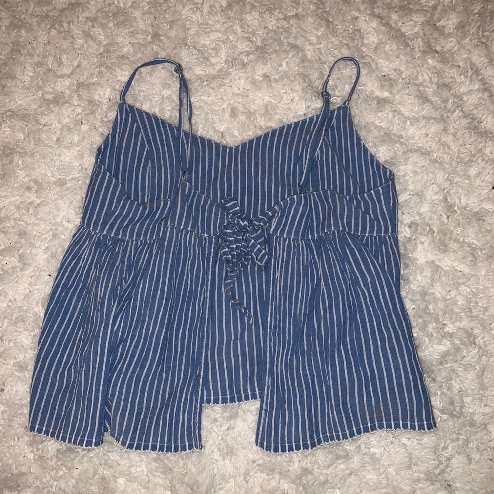 Open back tank top - Picture 2 of 3